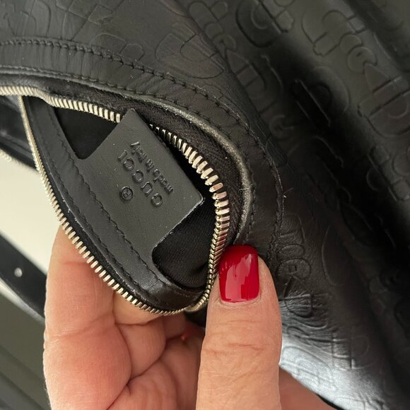 GUCCI - VINTAGE CRESCENT SHOULDER BAG - HOBO HORSBIT - EMBOSSED LEATHER - Picture 4 of 7